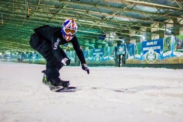 snowboarder_interior