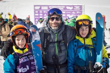 Toma și Luca Trandafir alături de Sébastien Michaud Fieberbrunn